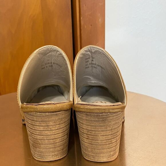 Seven7 Tan Mules Boots Western Bohemian Slip On Transitional Wood 3” Block Heel - Picture 4 of 9